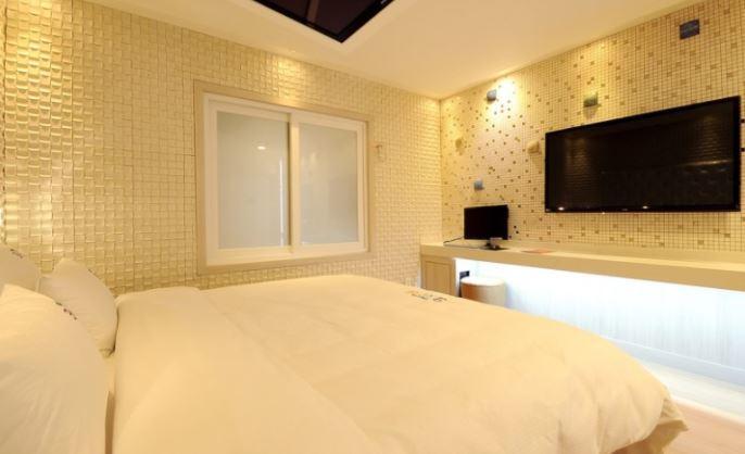 Songjeong Hotel 369 Busan Buitenkant foto
