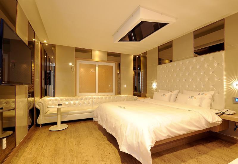 Songjeong Hotel 369 Busan Buitenkant foto